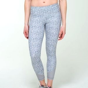 Lululemon Athletica Pace Rival Reflective leggings Size 4